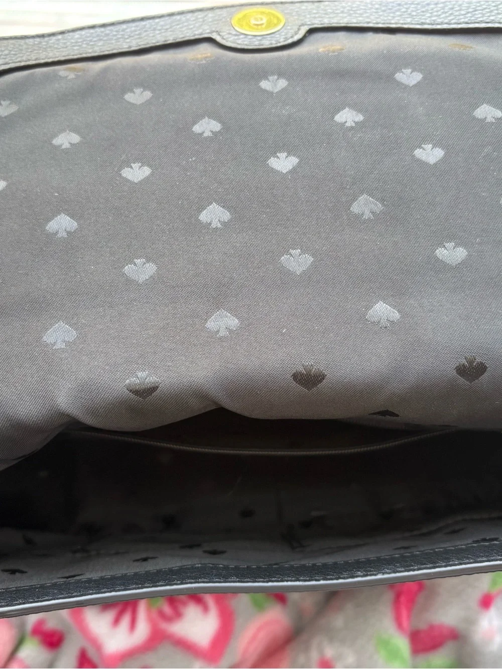kate spade classic pebbled